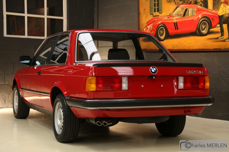 new_1985_bmw_323i_e30_with_260_kms__0.jpg